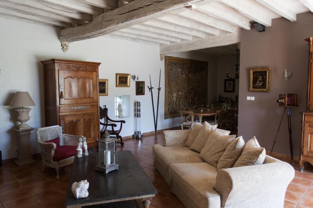 Les Jarrieres Bed & Breakfast Dame-Marie-les-Bois Bagian luar foto