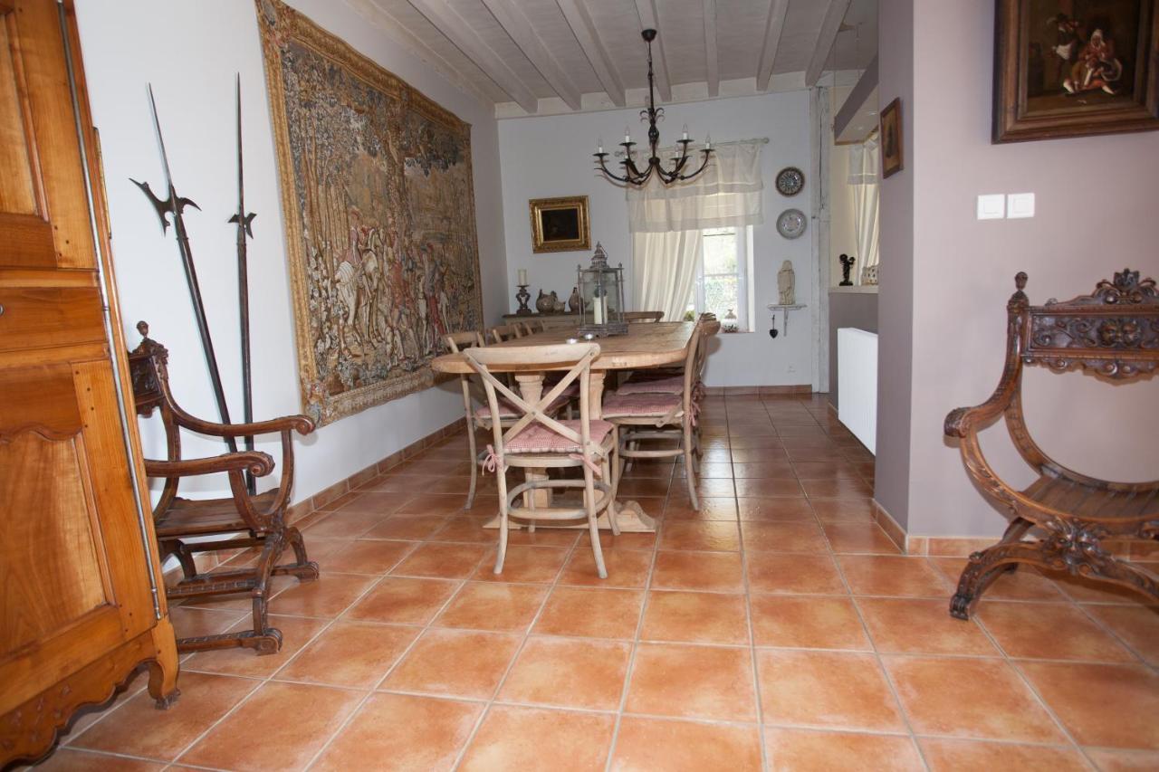 Les Jarrieres Bed & Breakfast Dame-Marie-les-Bois Bagian luar foto