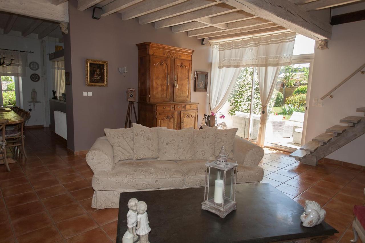 Les Jarrieres Bed & Breakfast Dame-Marie-les-Bois Bagian luar foto