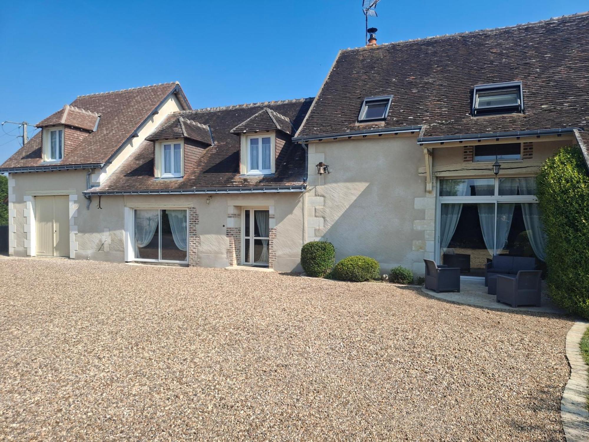 Les Jarrieres Bed & Breakfast Dame-Marie-les-Bois Bagian luar foto